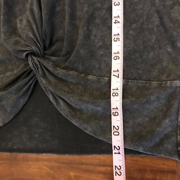 Treasure & Bond Women's Modal Cotton Rolled Hem Crop T-Shirt Size S Beach Casual - Picture 8 of 8